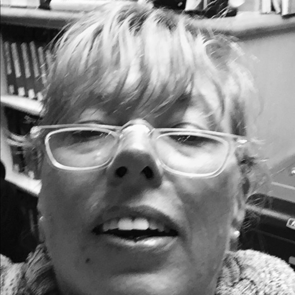 Meet your Posher, Julia